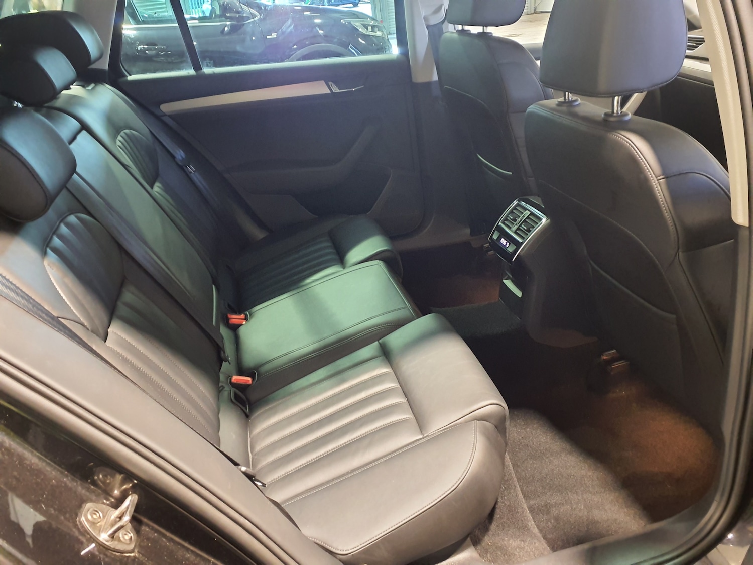 Used Skoda Superb 2019 for sale - 77730536: Photo 3