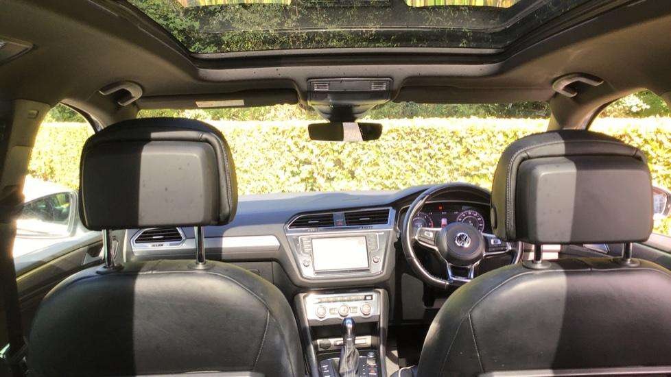 Used Volkswagen Tiguan 2016 for sale - 76861752: Photo 11