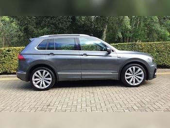 Used Volkswagen Tiguan 2016 for sale - 76861752: Photo