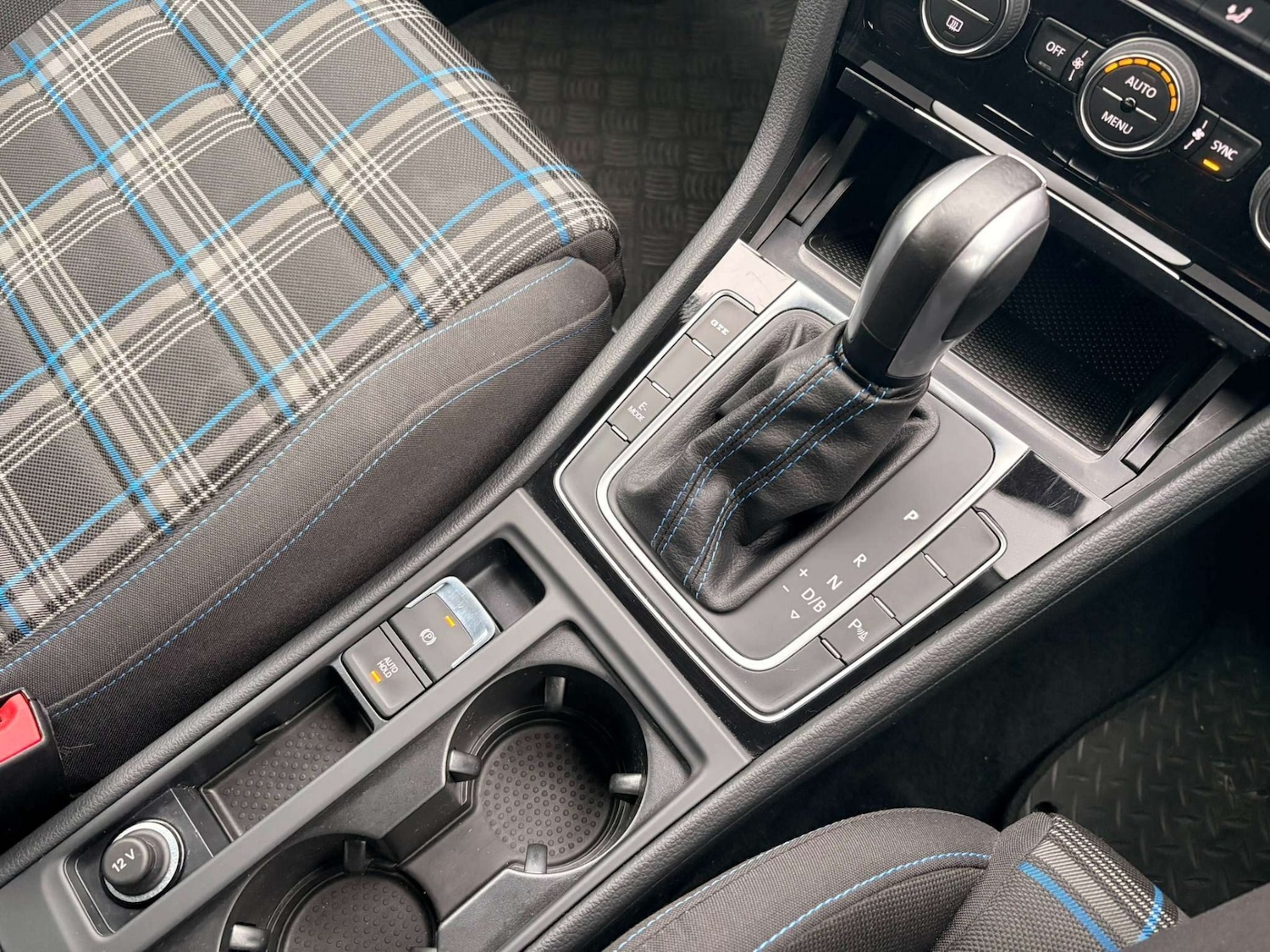 Used Volkswagen Golf 2020 for sale - 77353639: Photo 11