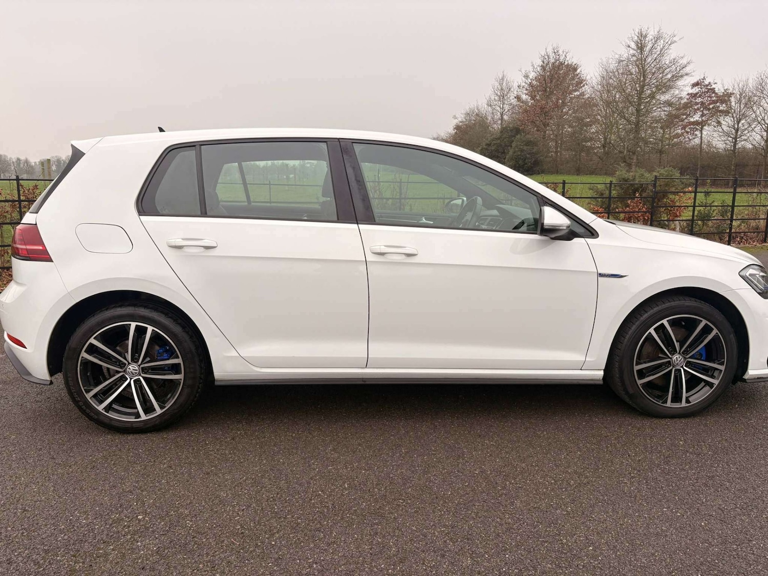 Used Volkswagen Golf 2020 for sale - 77353639: Photo 2