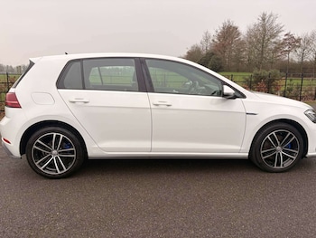 Used Volkswagen Golf 2020 for sale - 77353639: Photo