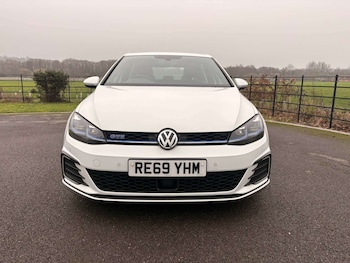 Used Volkswagen Golf 2020 for sale - 77353639: Photo