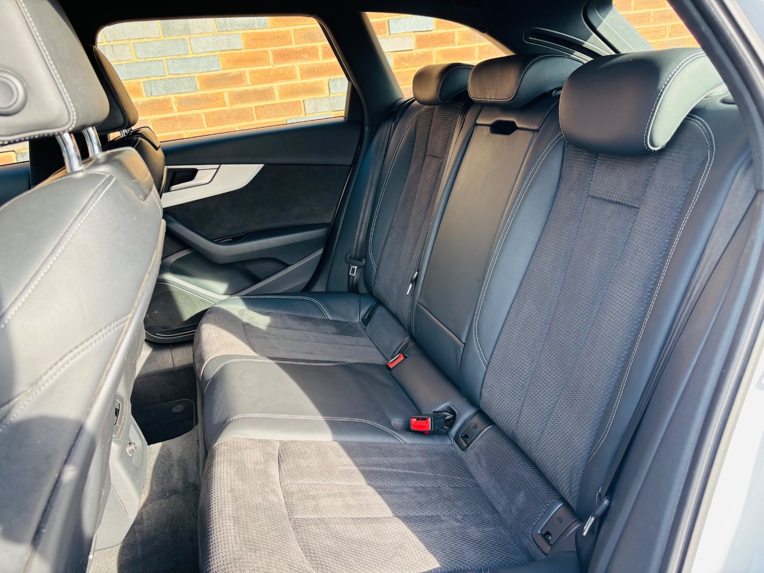 Used Audi A4 2017 for sale - 76101016: Photo 10