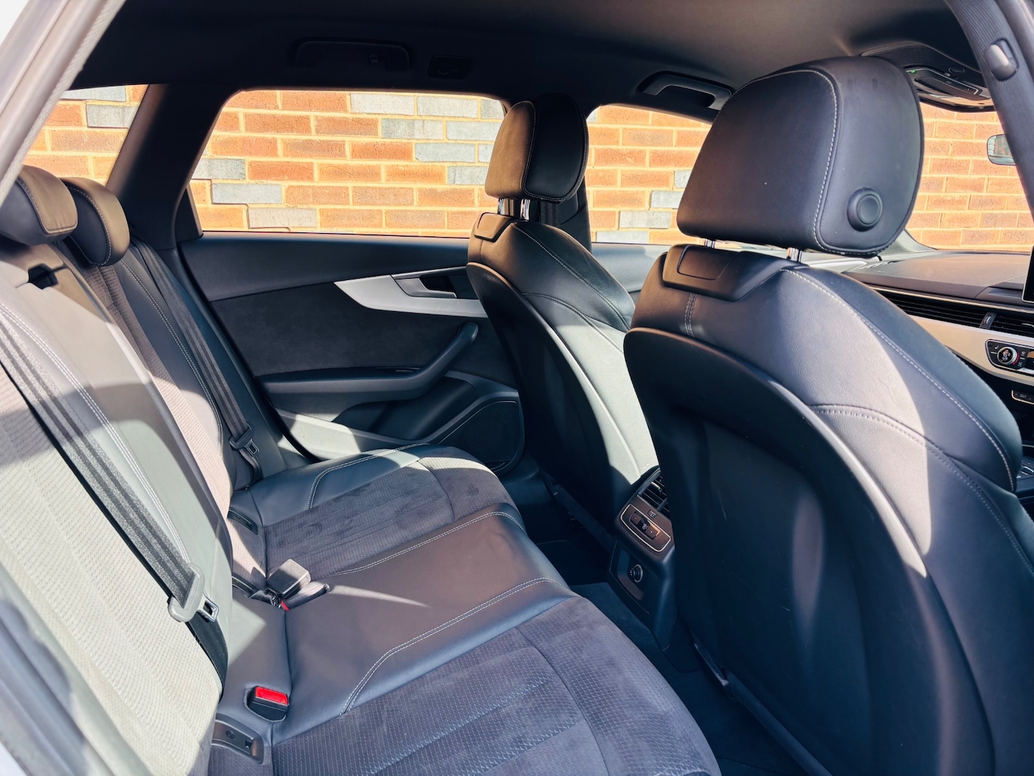Used Audi A4 2017 for sale - 76101016: Photo 12
