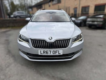 Used Skoda Superb 2017 for sale - 78281956: Photo