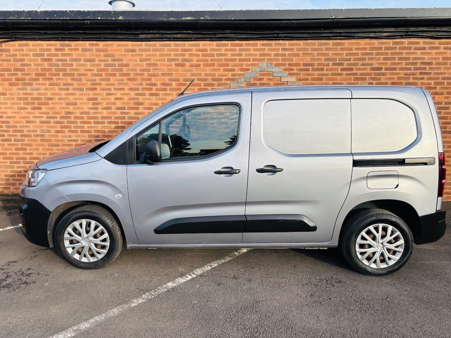 Used Citroen Berlingo 2019 for sale - 76532259: Photo 6
