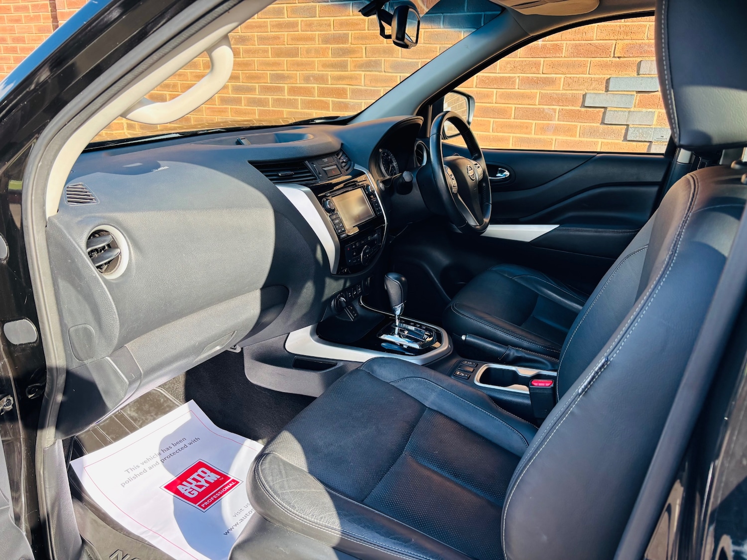 Used Nissan Navara 2018 for sale - 76342854: Photo 10