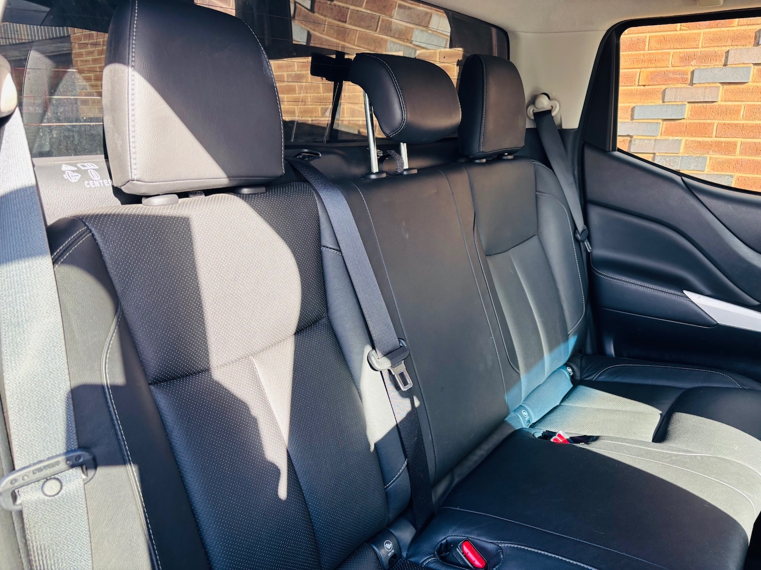 Used Nissan Navara 2018 for sale - 76342854: Photo 14