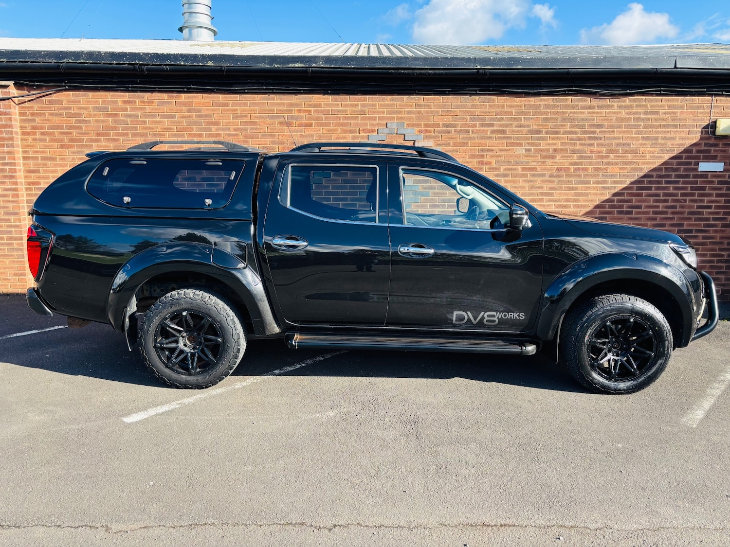 Used Nissan Navara 2018 for sale - 76342854: Photo 2