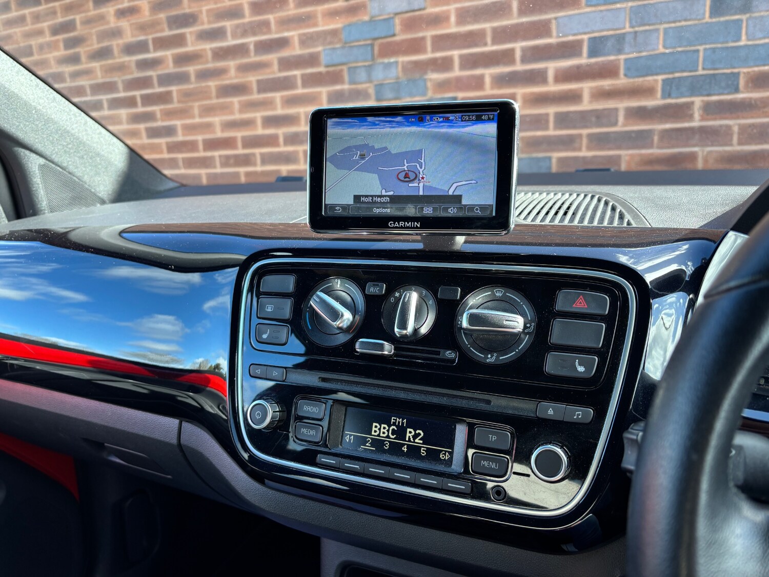 Used Volkswagen up! 2016 for sale - 77917572: Photo 23