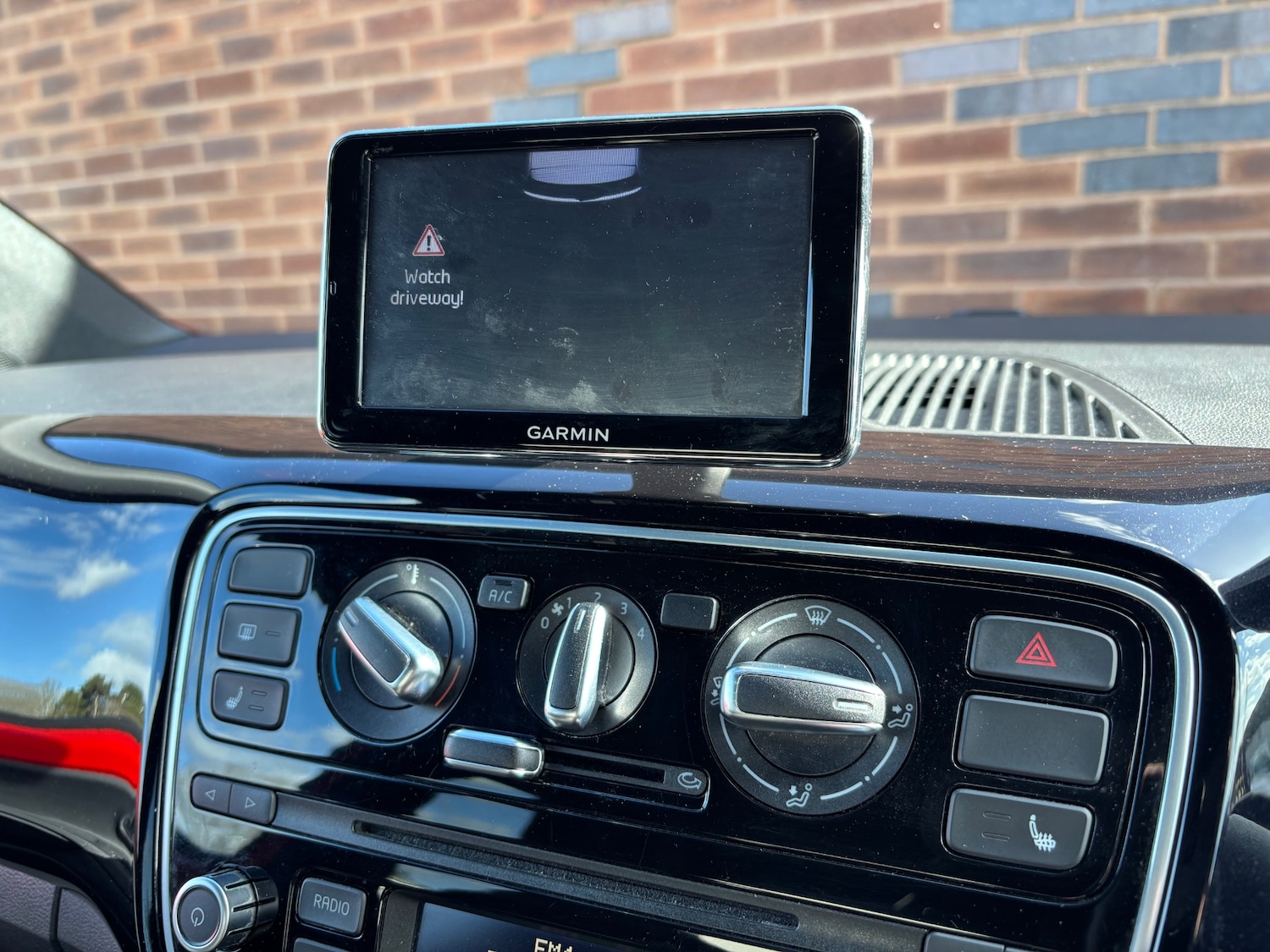 Used Volkswagen up! 2016 for sale - 77917572: Photo 24