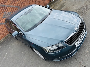 Used Skoda Superb 2015 for sale - 78176444: Photo