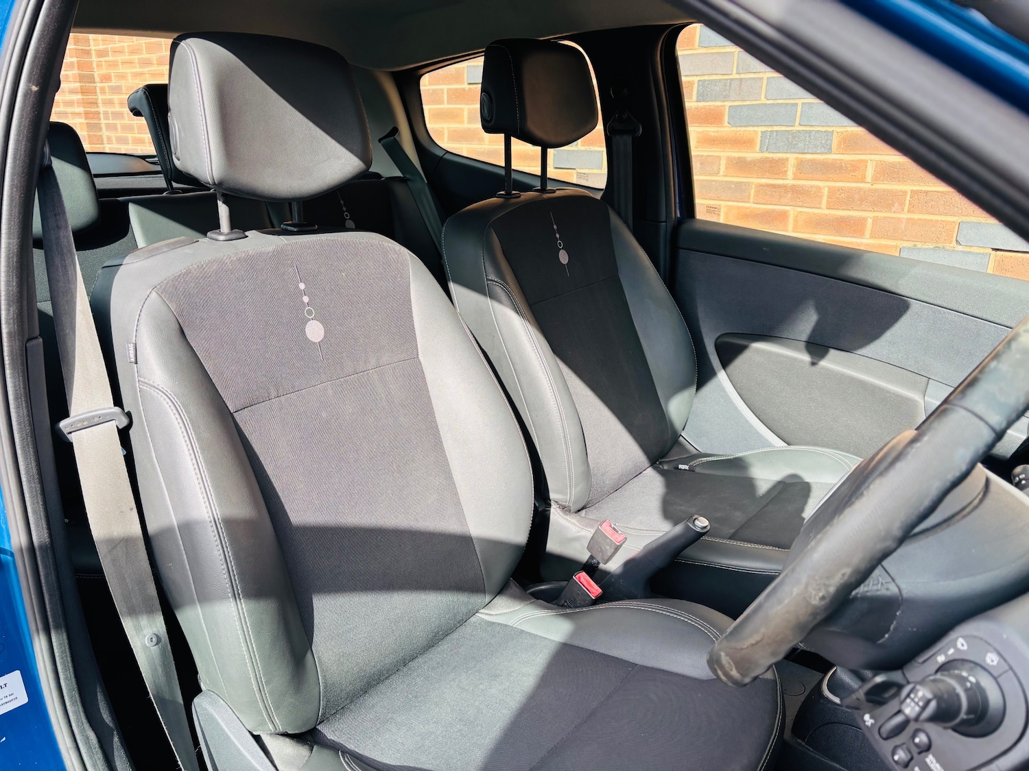 Used Renault Clio 2011 for sale - 78014396: Photo 11