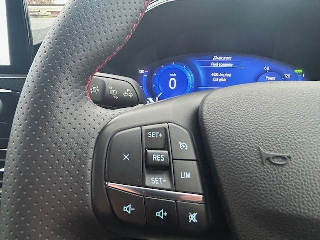 Used Ford Kuga 2023 for sale - 77372814: Photo 25