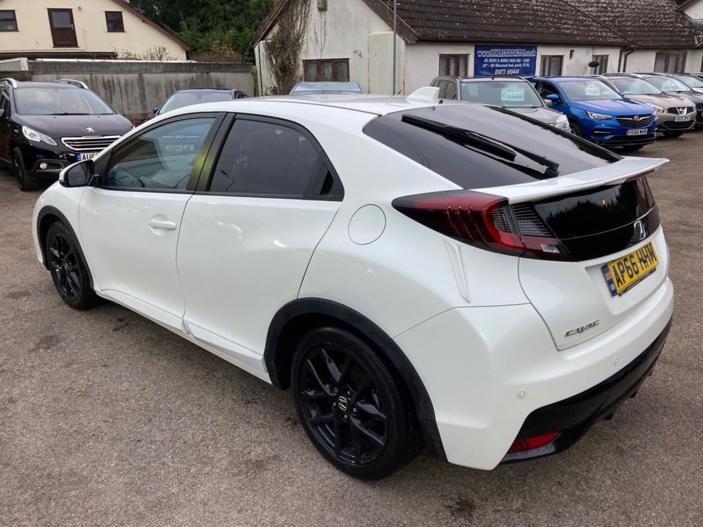 Used Honda Civic 2017 for sale - 76966308: Photo 16