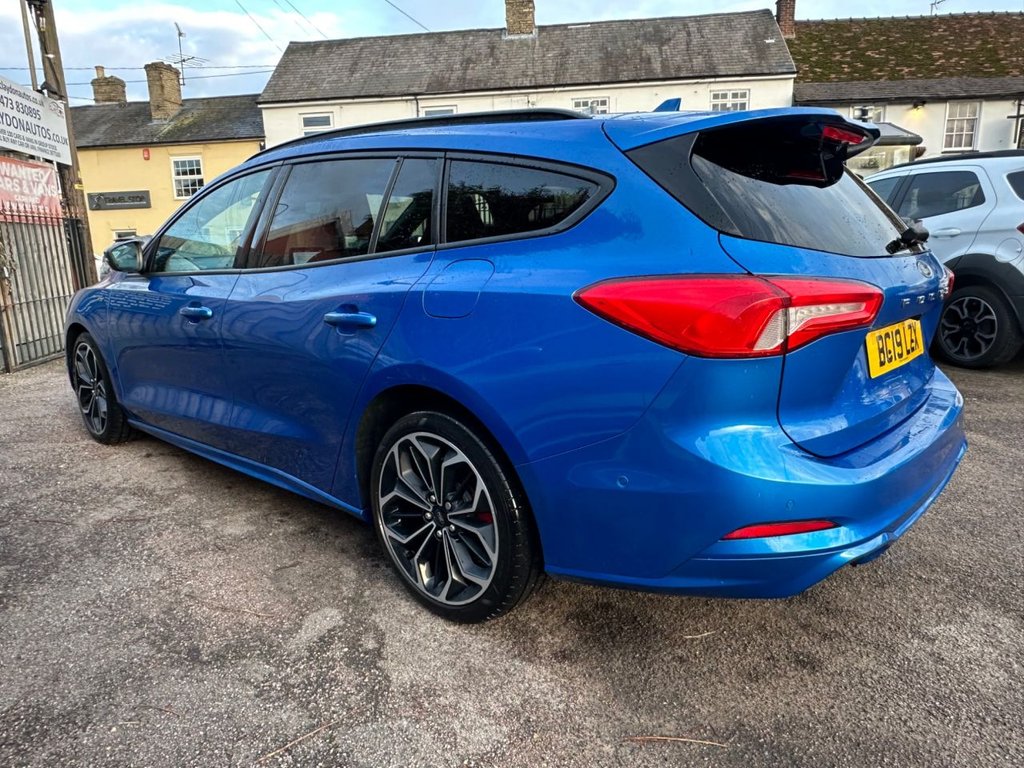 Used Ford Focus 2019 for sale - 76803731: Photo 4