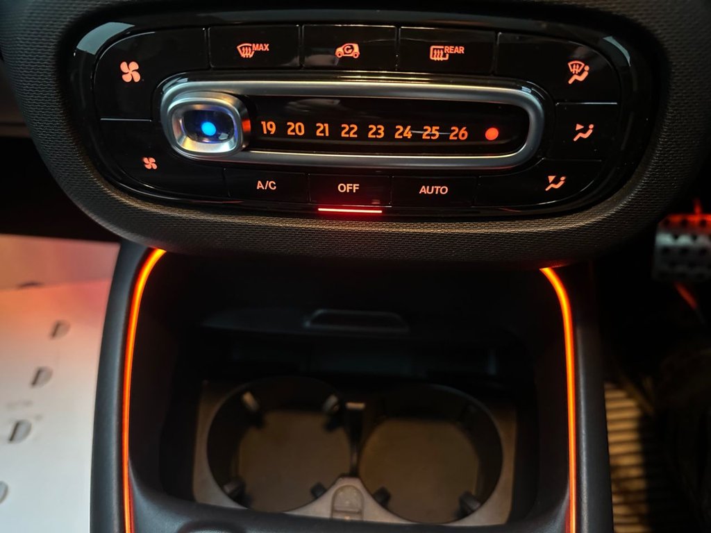 Used smart fortwo 2020 for sale - 76514547: Photo 30