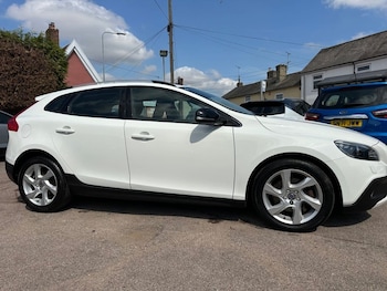 2015 (65) - 2.0 D2 LUX 5dr DIESEL AUTOMATIC EURO 6 (s/s) (120 ps) WITH SERVICE HISTORY