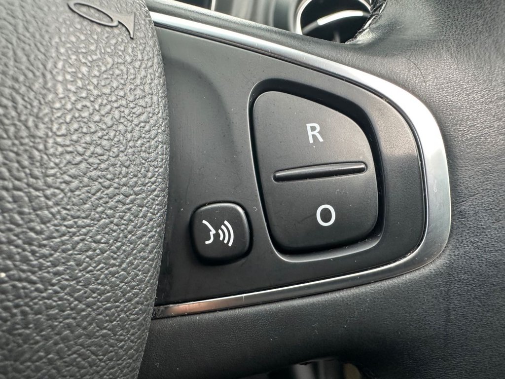 Used Renault Captur 2018 for sale - 76203524: Photo 26