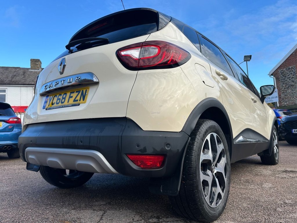 Used Renault Captur 2018 for sale - 76203524: Photo 5