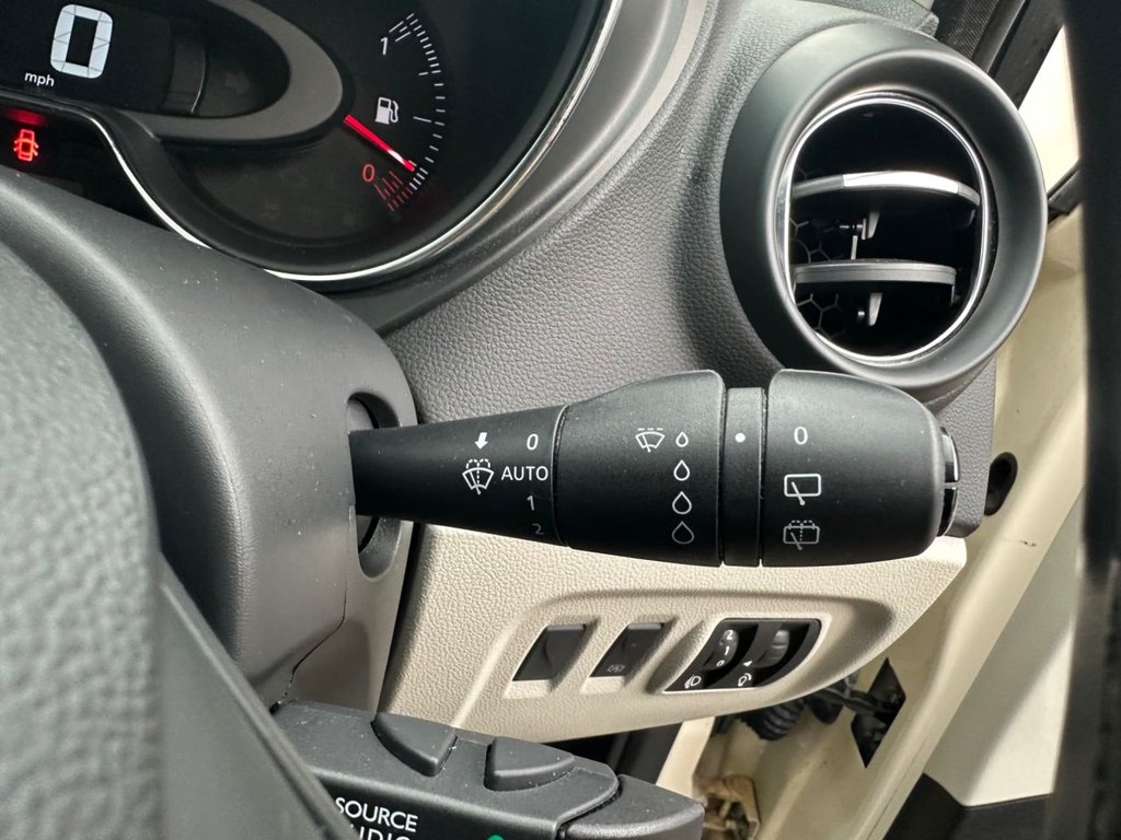 Used Renault Captur 2018 for sale - 76203524: Photo 50