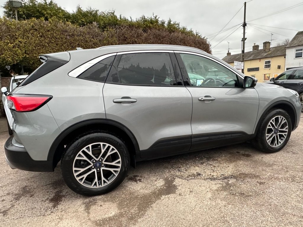 Used Ford Kuga 2023 for sale - 77680803: Photo 19