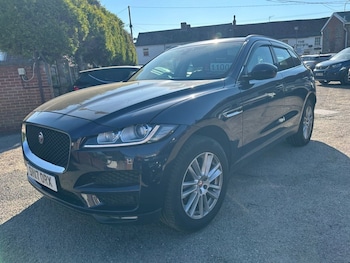 Used Jaguar F-Pace 2017 for sale - 79108335: Photo