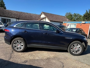 Used Jaguar F-Pace 2017 for sale - 79108335: Photo