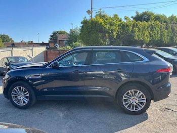 Used Jaguar F-Pace 2017 for sale - 79108335: Photo
