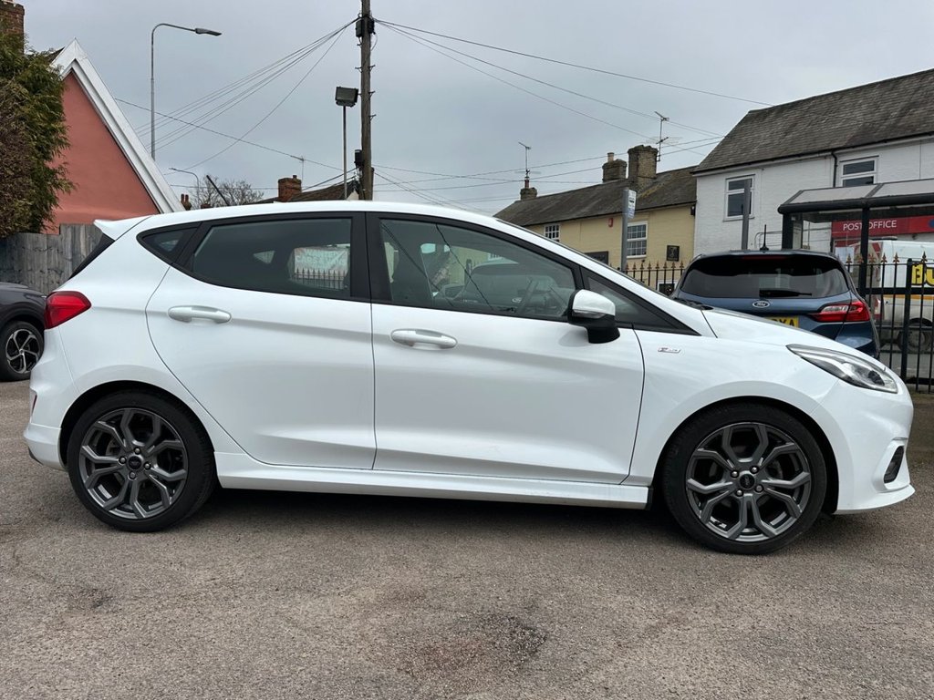 Used Ford Fiesta 2018 for sale - 78088312: Photo 3