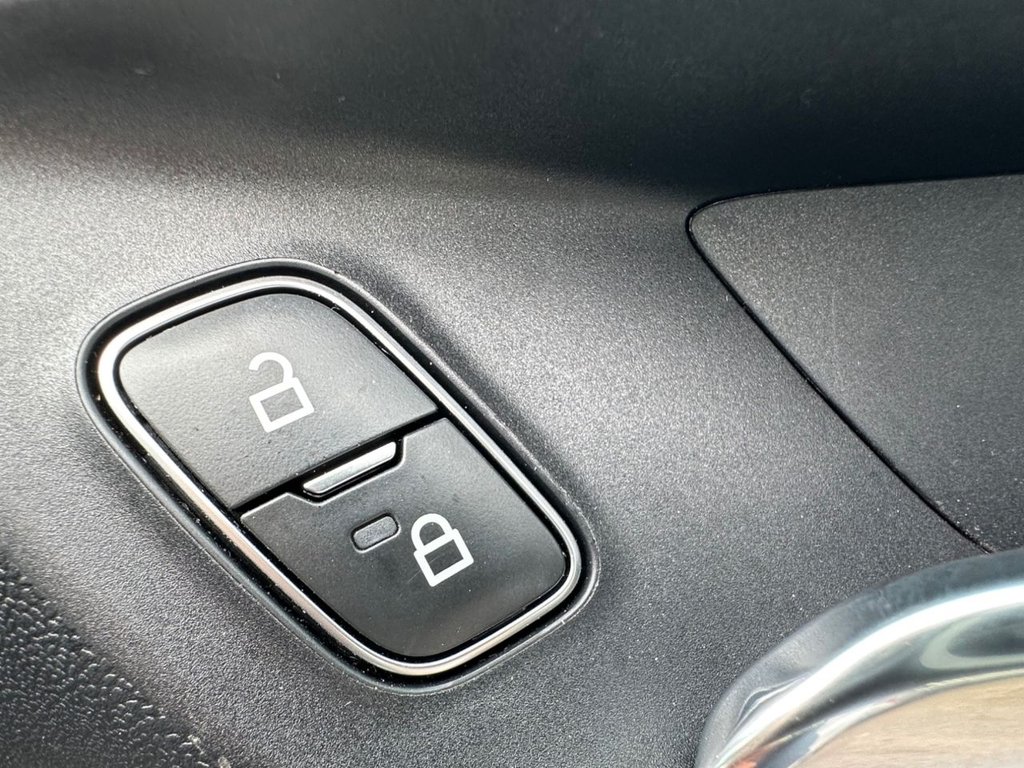 Used Ford Fiesta 2018 for sale - 78088312: Photo 38