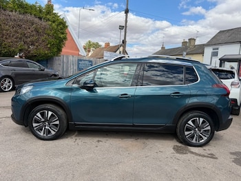 Used Peugeot 2008 2017 for sale - 79442748: Photo