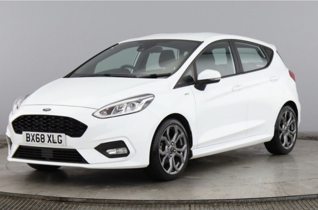 Used Ford Fiesta 2018 for sale - 77576111: Photo 2