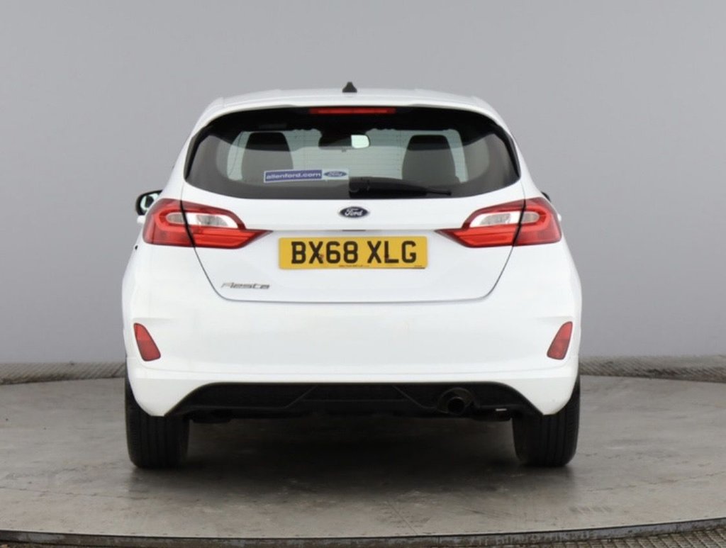 Used Ford Fiesta 2018 for sale - 77576111: Photo 8