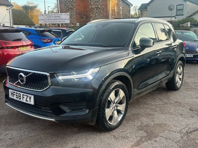 Used Volvo XC40 2018 for sale - 76686197: Photo 2