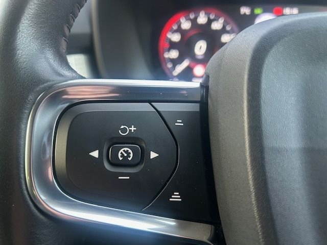 Used Volvo XC40 2018 for sale - 76686197: Photo 28