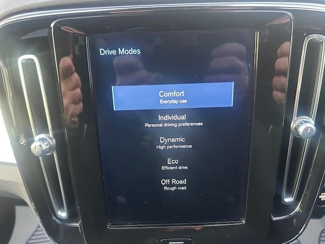 Used Volvo XC40 2018 for sale - 76686197: Photo 31