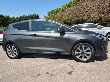Used Ford Fiesta 2018 for sale - 79014001: Photo