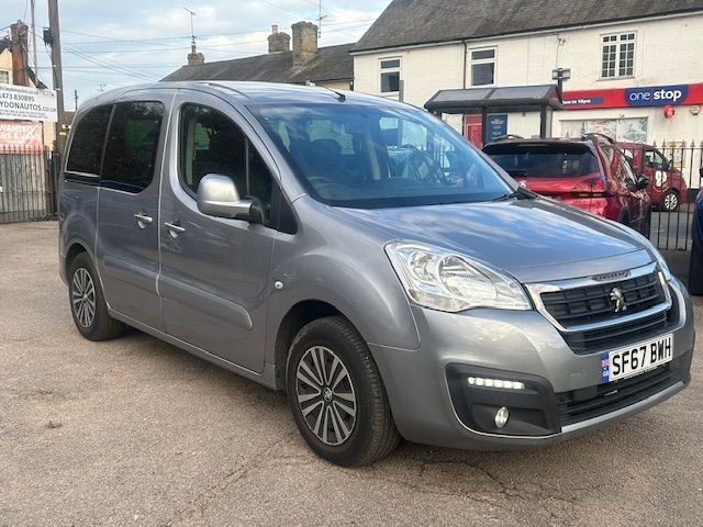 Used Peugeot Partner Tepee 2017 for sale - 76261317: Photo 1