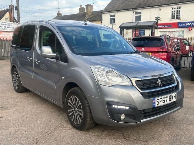 Used Peugeot Partner Tepee 2017 for sale - 76261317: Photo 10