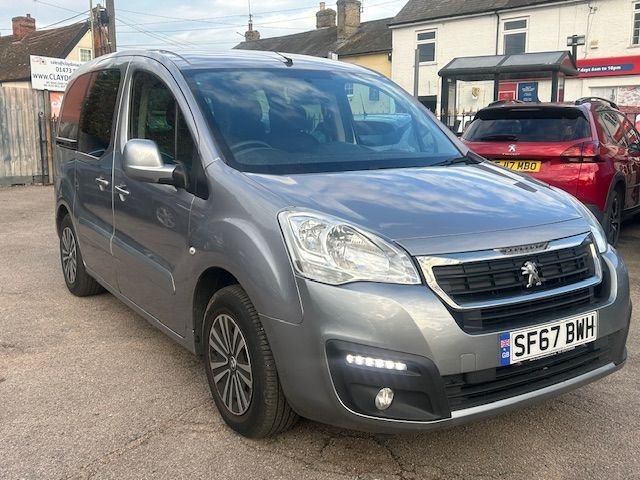 Used Peugeot Partner Tepee 2017 for sale - 76261317: Photo 5