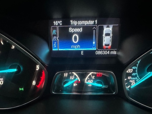 Used Ford Kuga 2016 for sale - 76139907: Photo 24