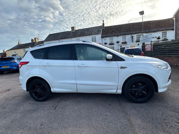 Used Ford Kuga 2016 for sale - 76139907: Photo 3