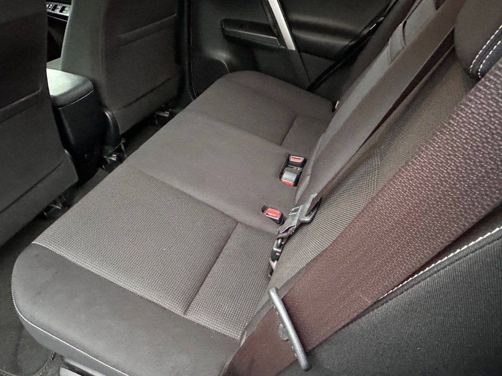 Used Toyota RAV4 2016 for sale - 76439246: Photo 32