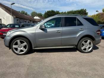 Used Mercedes-Benz M-Class 2010 for sale - 75090859: Photo
