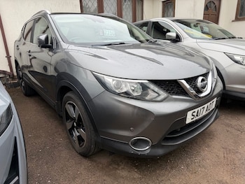 Used Nissan Qashqai 2017 for sale - 79523170: Photo