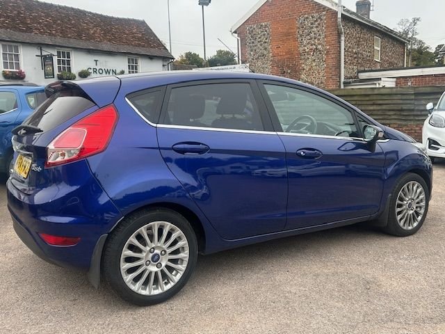 Used Ford Fiesta 2014 for sale - 76154456: Photo 9