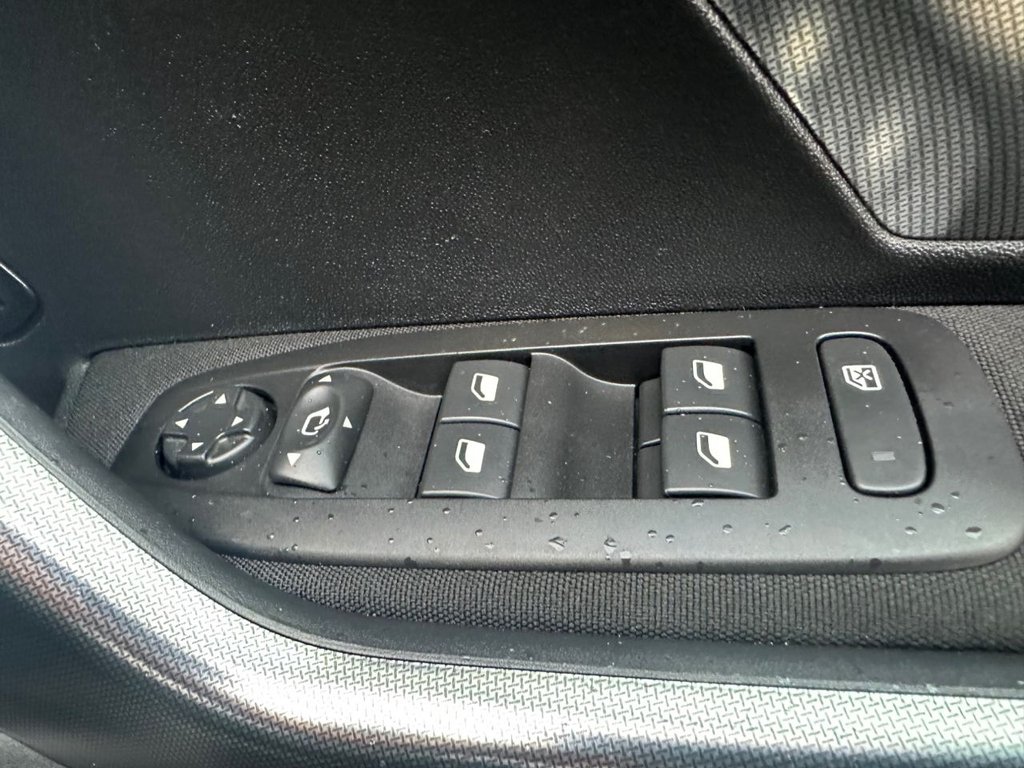 Used Peugeot 2008 2019 for sale - 76338630: Photo 37