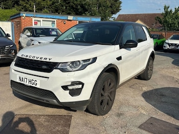 Used Land Rover Discovery Sport 2017 for sale - 78677866: Photo